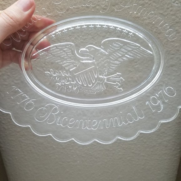 Avon 1976 Bicentennial USA Eagle Platter - George & Martha Washington Soap - Picture 6 of 13